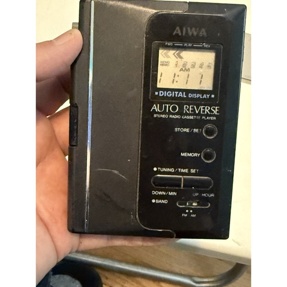 Aiwa Stereo Radio Player Model HS-T380 Cassette Radio Works ( Parts Unit)